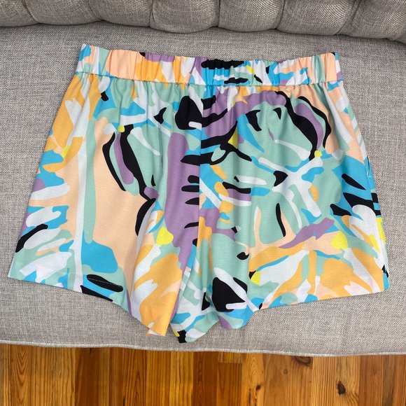 NWT Crosby Matthews Short Elastic Back With Pockets - Picture 4 of 4